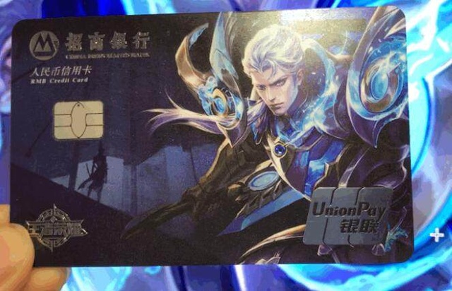 他以左脚外